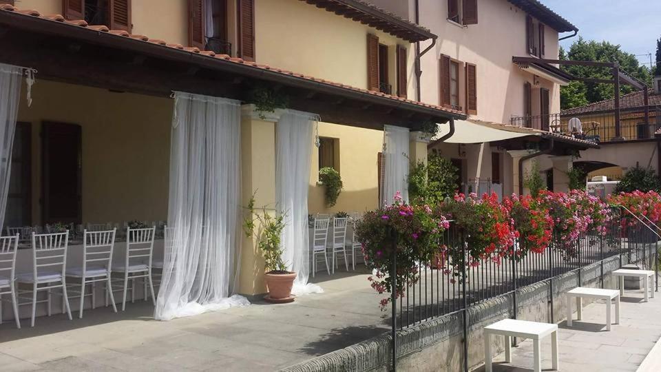 Residence Il Vigneto Лари Экстерьер фото