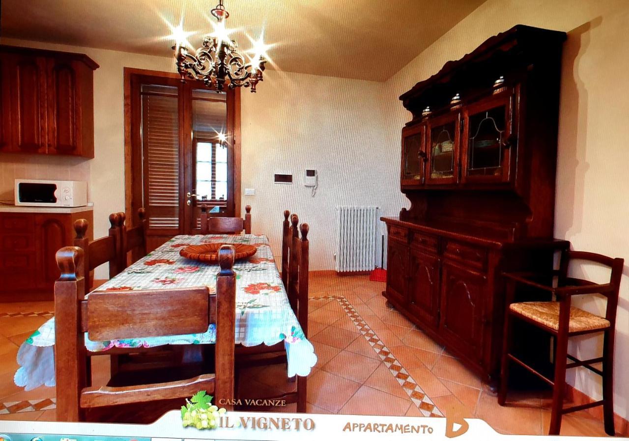 Residence Il Vigneto Лари Экстерьер фото
