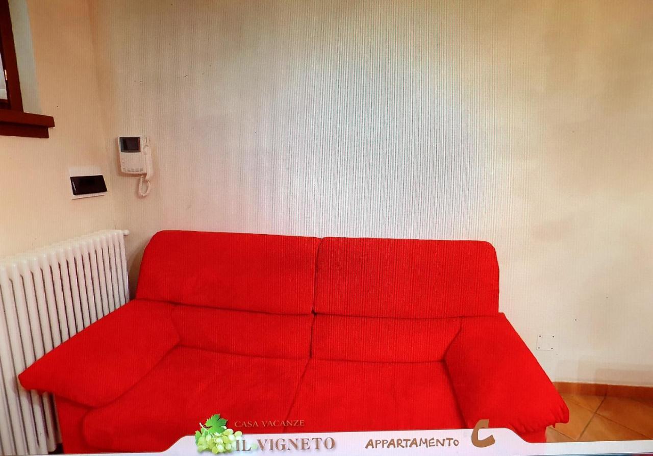 Residence Il Vigneto Лари Экстерьер фото