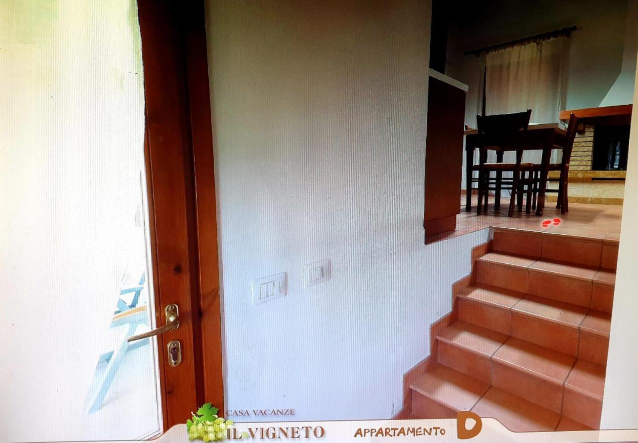Residence Il Vigneto Лари Экстерьер фото